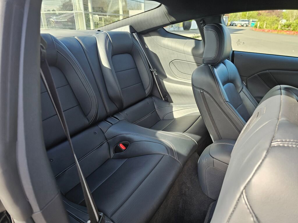 Used 2025 Ford Mustang GT Premium RWD image 16