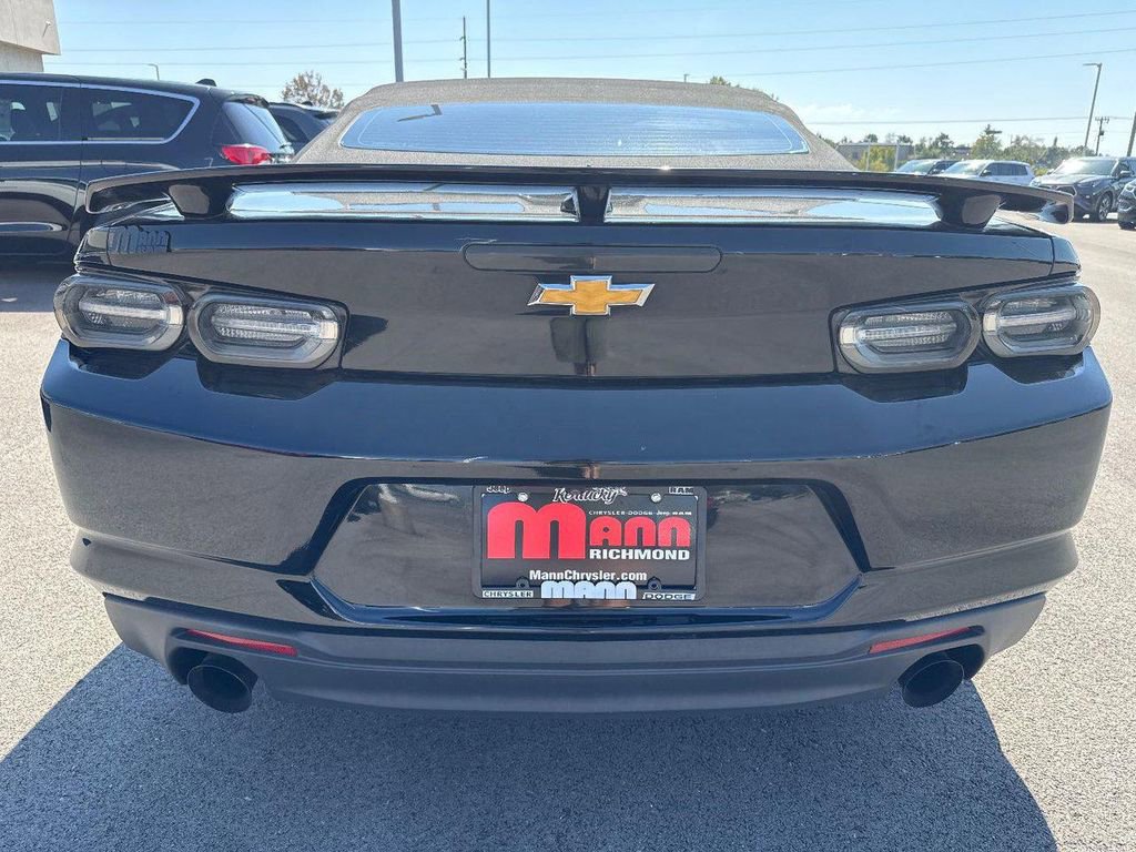 Used 2020 Chevrolet Camaro LT image 6