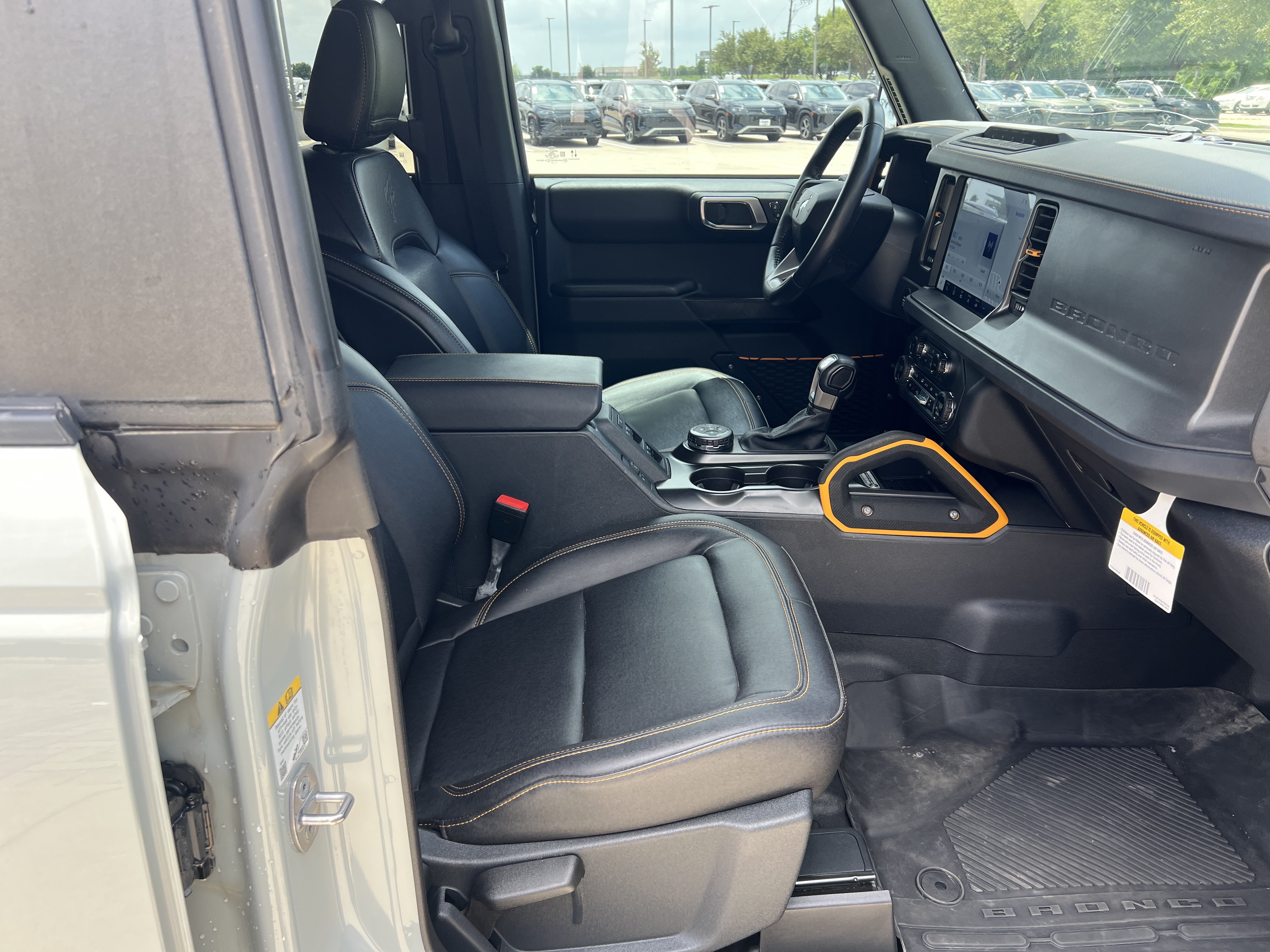 Used 2024 Ford Bronco Badlands AWD/4WD image 28