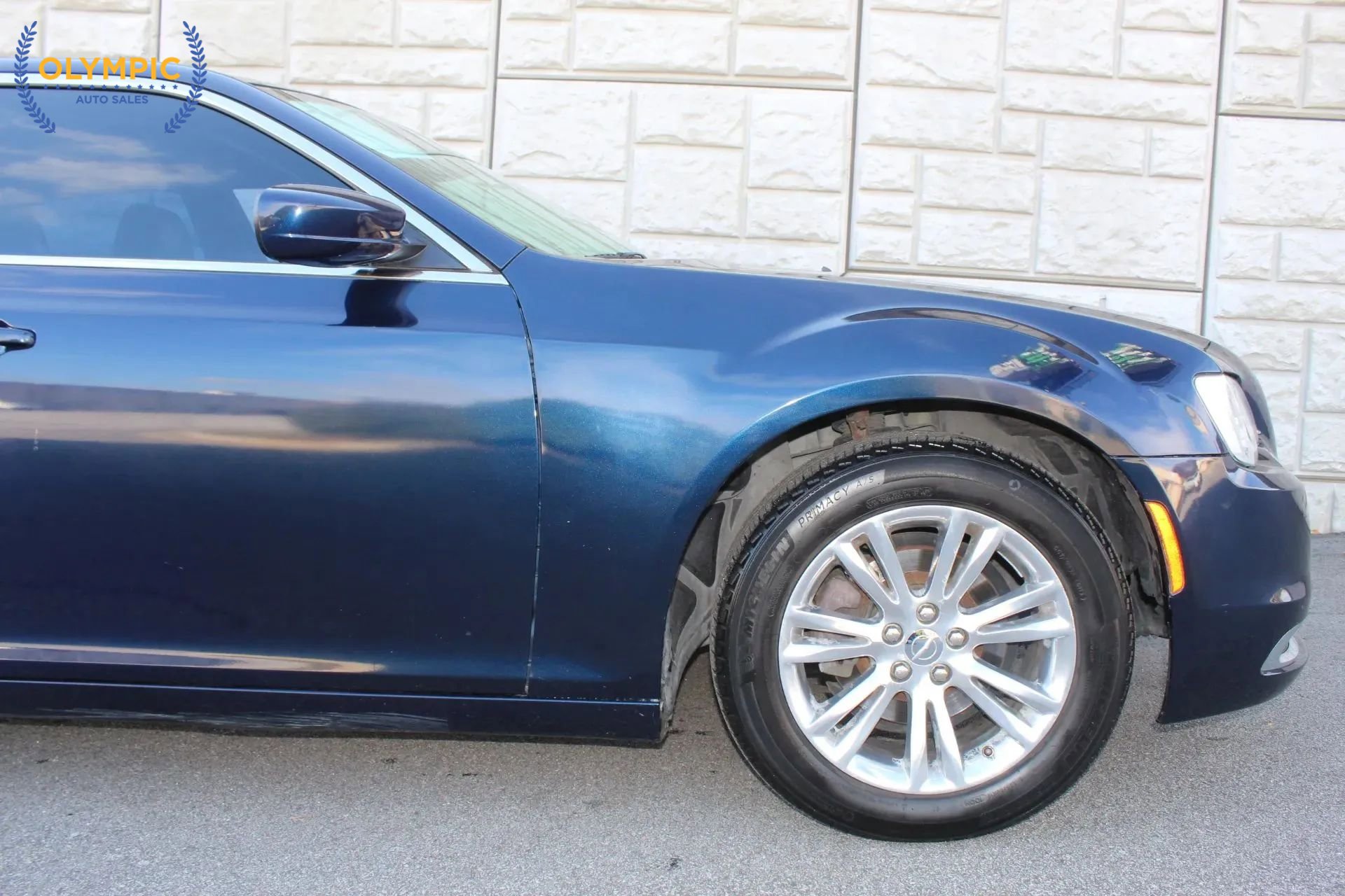 Used 2017 Chrysler 300 Limited image 12