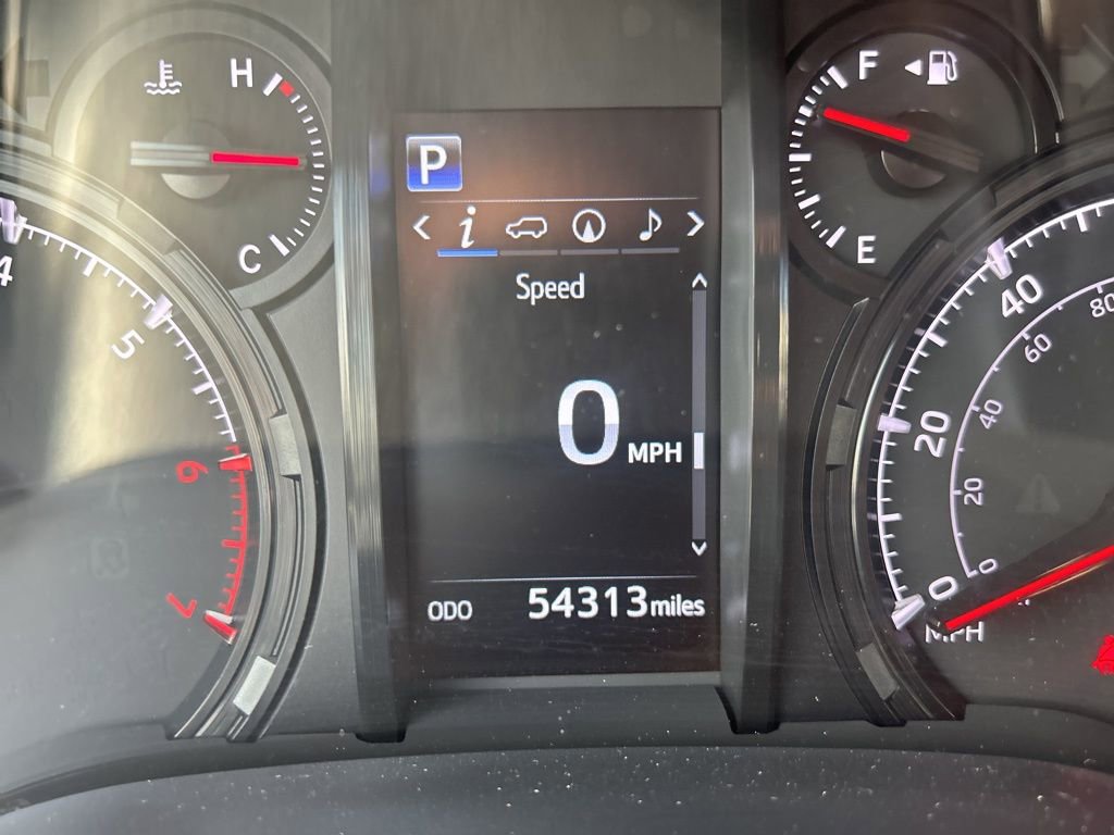 Used 2021 Toyota 4Runner SR5 Premium w/ Moonroof Package image 10