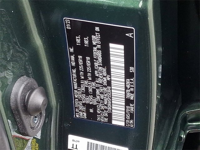 Certified 2023 Toyota Highlander LE image 29