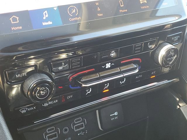 Used 2023 Jeep Grand Cherokee L Limited image 22