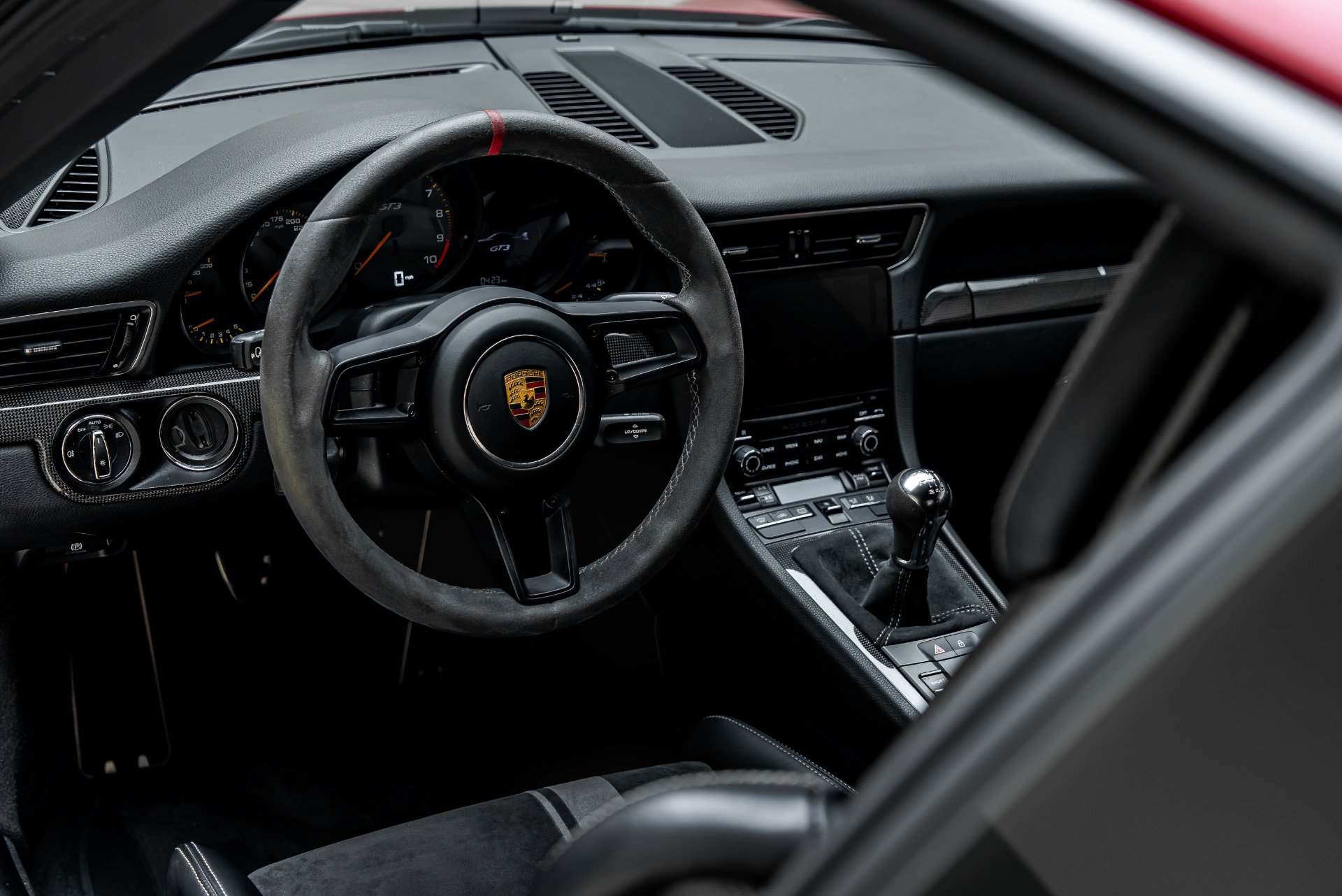 Used 2019 Porsche 911 GT3 RWD image 34