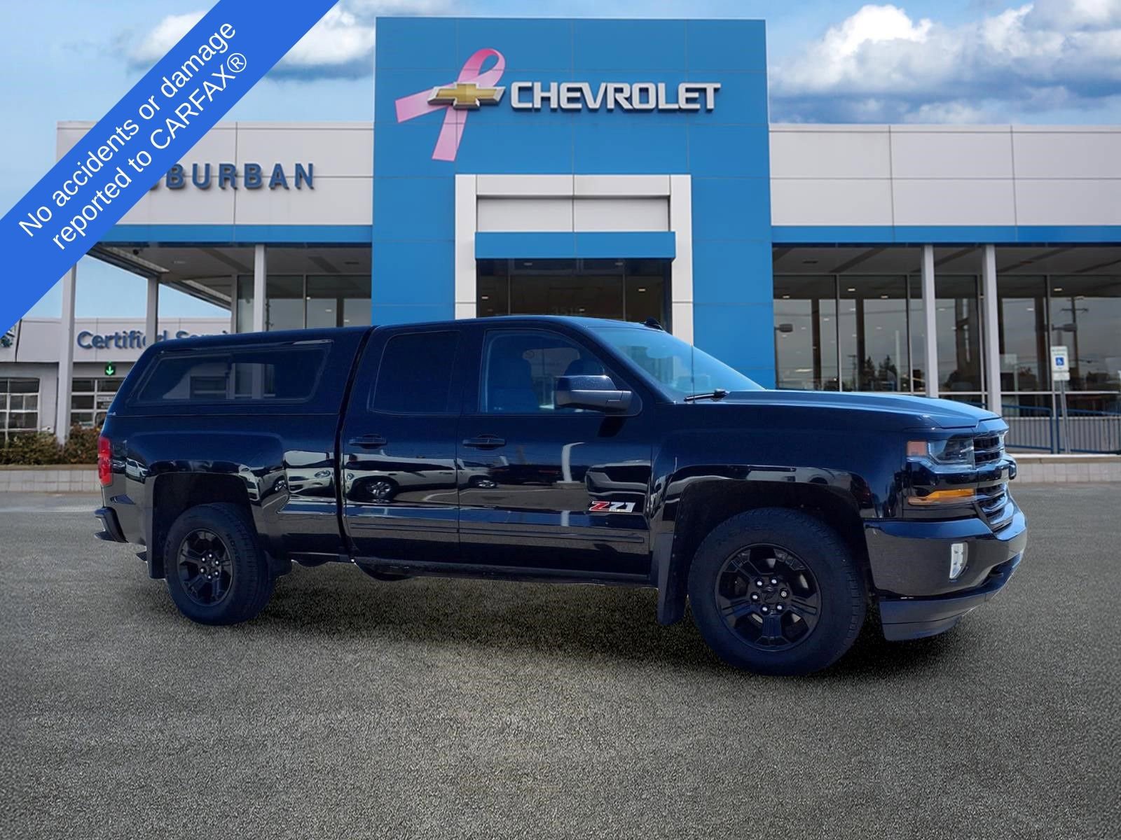 Used 2017 Chevrolet Silverado 1500 LT w/ Midnight Edition AWD/4WD image 4