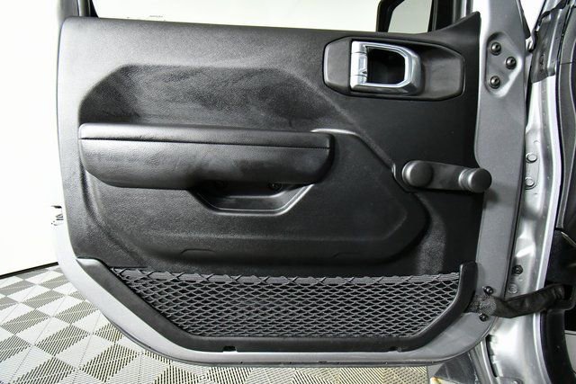 Used 2021 Jeep Wrangler Sport image 21