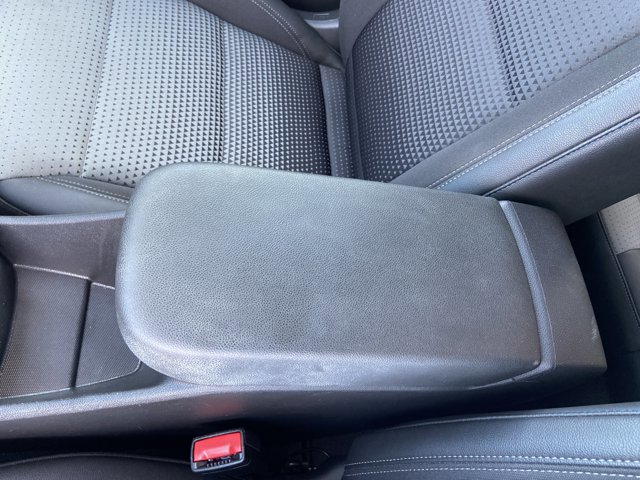 Used 2025 Chevrolet Trax LT w/ LT Convenience Package FWD image 41