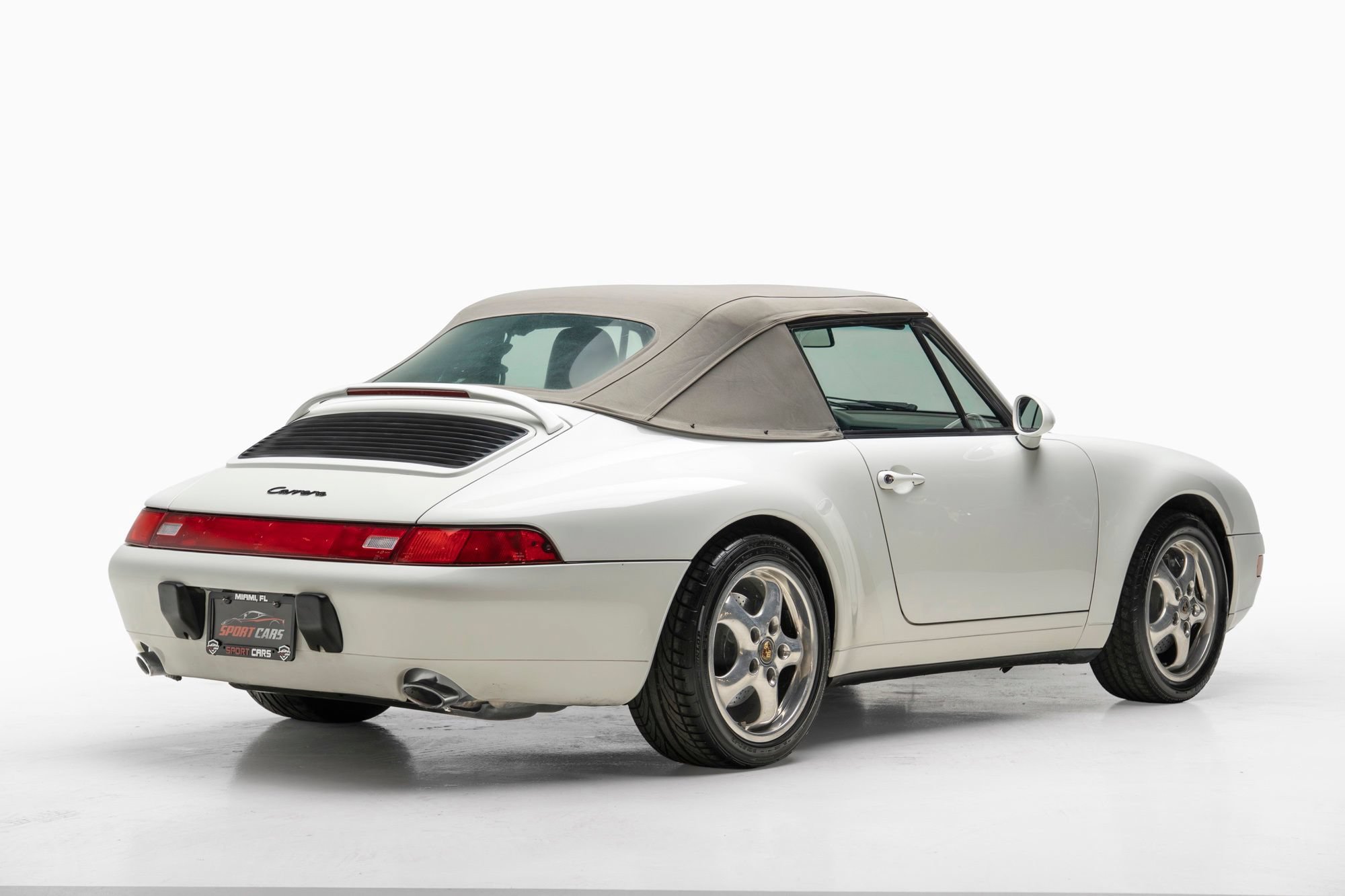 Used 1995 Porsche 911 Carrera RWD image 8