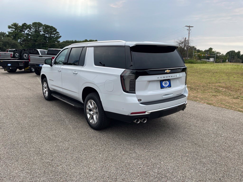 New 2026 Chevrolet Suburban Premier AWD/4WD image 3