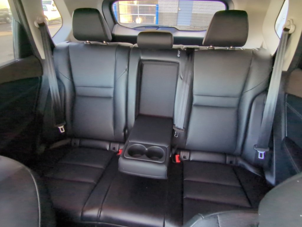 Used 2021 Nissan Rogue SV w/ Premium Package image 15