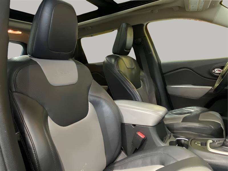 Used 2014 Jeep Cherokee Limited w/ Luxury Group FWD image 24