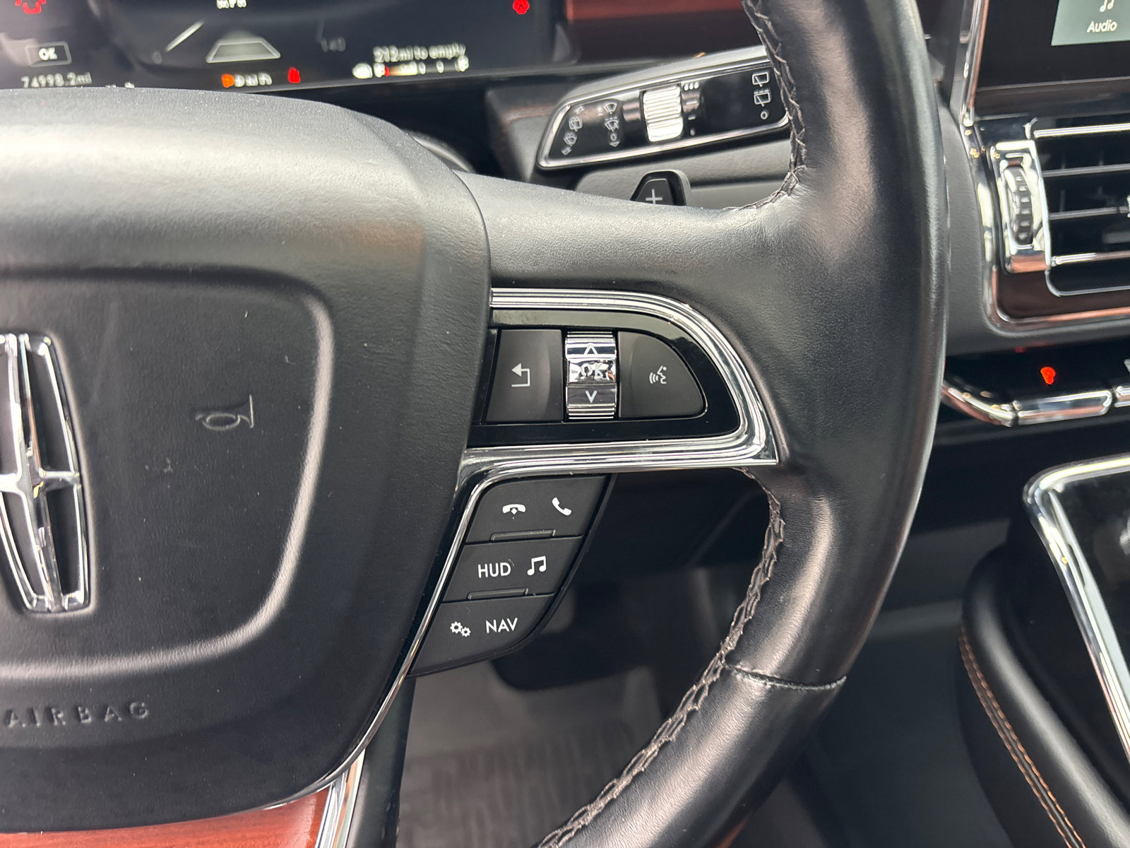 Used 2021 Lincoln Navigator L Reserve image 18