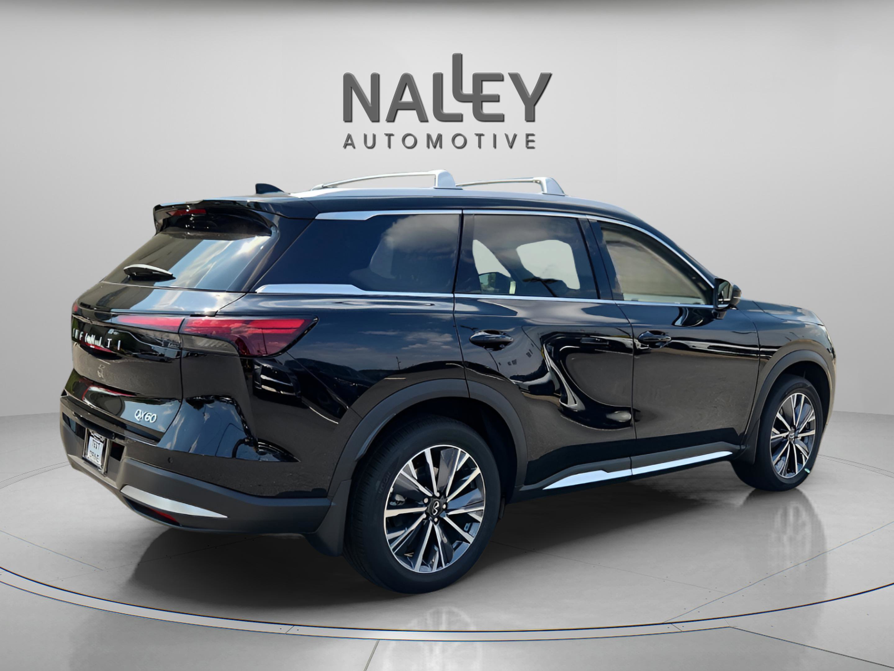New 2026 INFINITI QX60 Luxe image 5