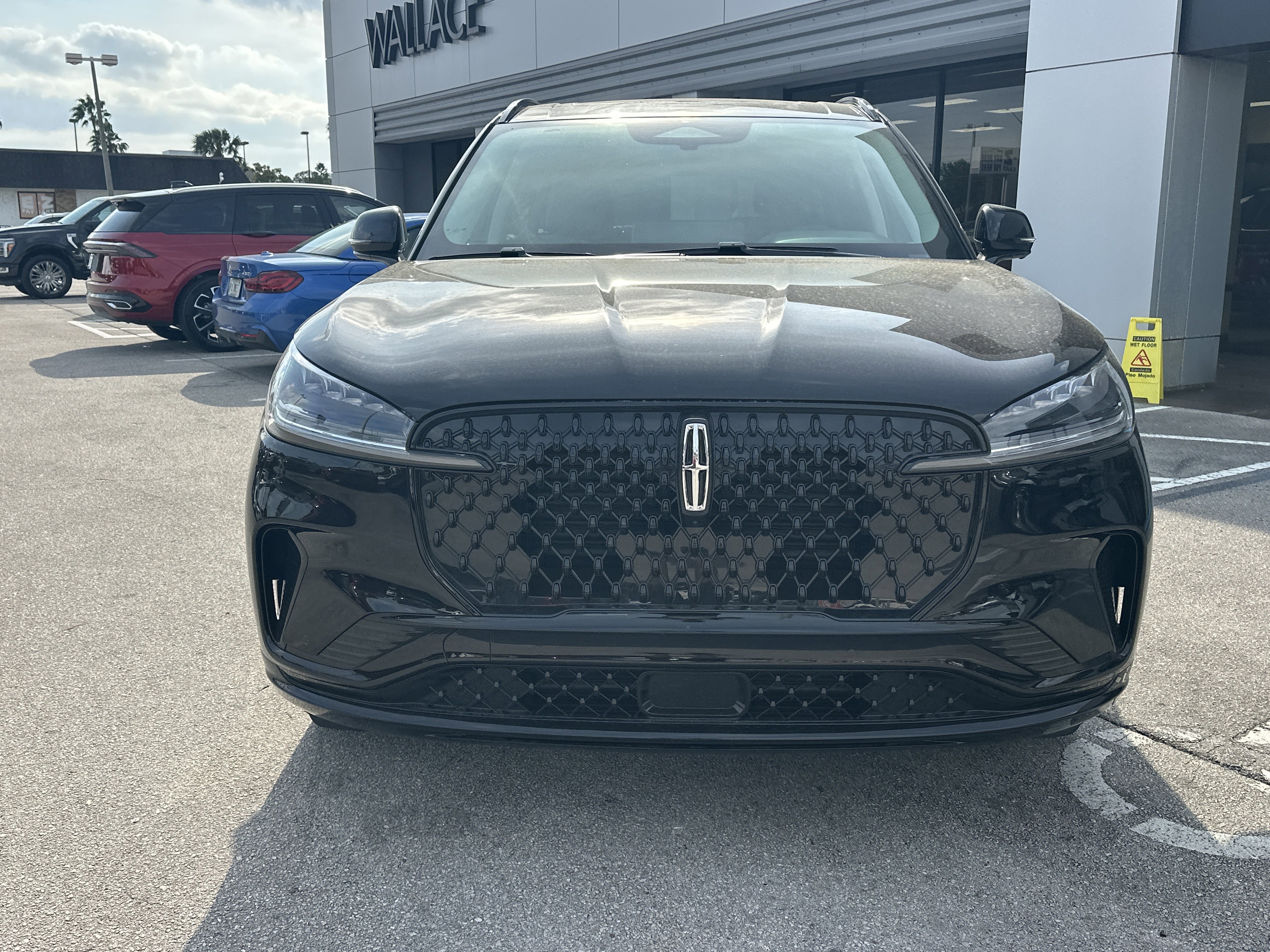 New 2026 Lincoln Aviator 2WD w/ Jet Appearance Package image 3