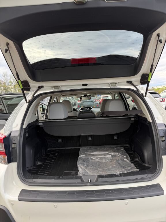 Certified 2023 Subaru Crosstrek 2.5i Limited AWD/4WD image 12