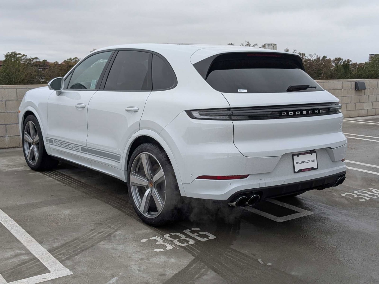 New 2025 Porsche Cayenne image 3