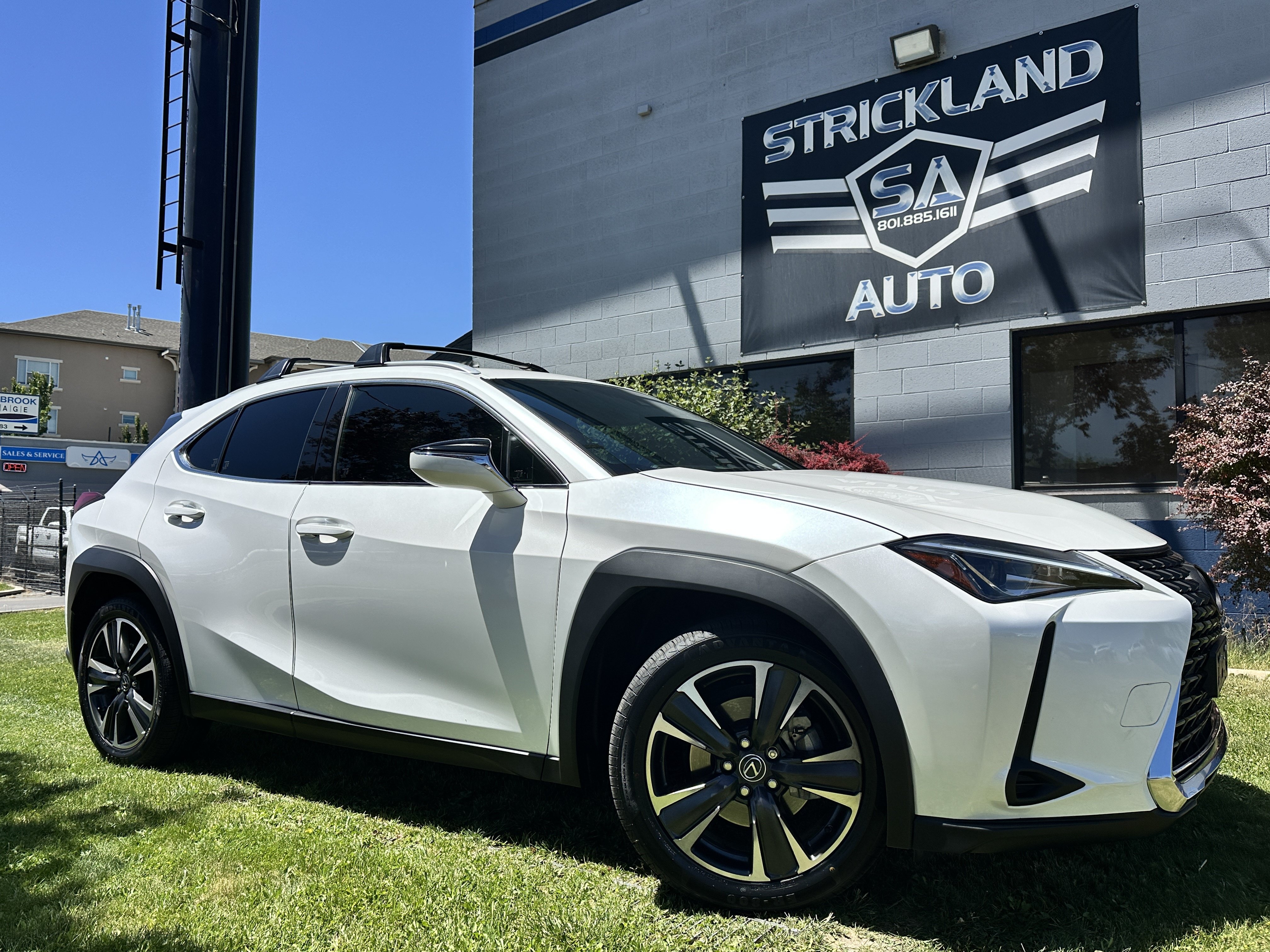 Used 2019 Lexus UX 200 w/ Accessory Package 2