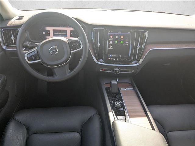 Used 2024 Volvo S60 B5 Plus FWD image 16