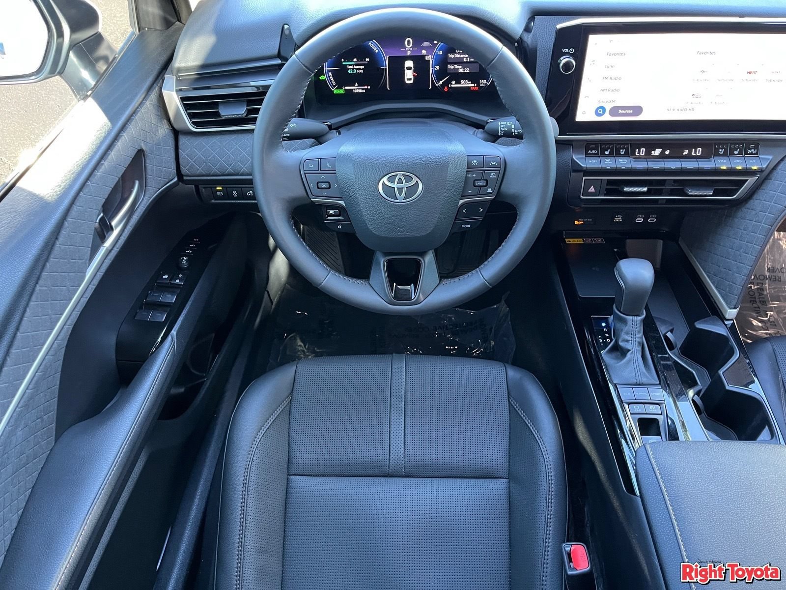 Certified 2025 Toyota Camry XLE w/ Premium Package AWD/4WD image 17