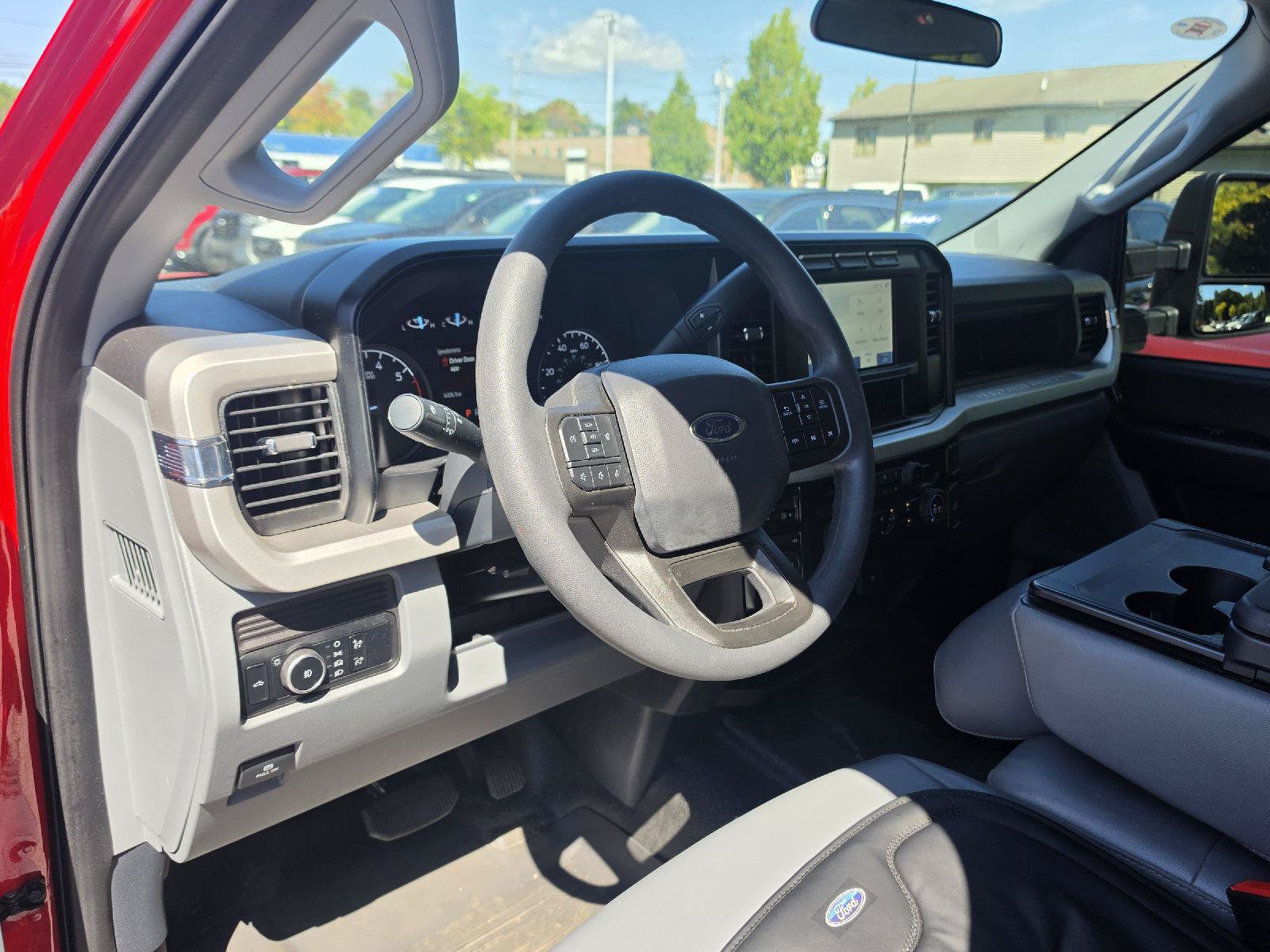 Used 2024 Ford F350 XL w/ XL Off-Road Package AWD/4WD image 14
