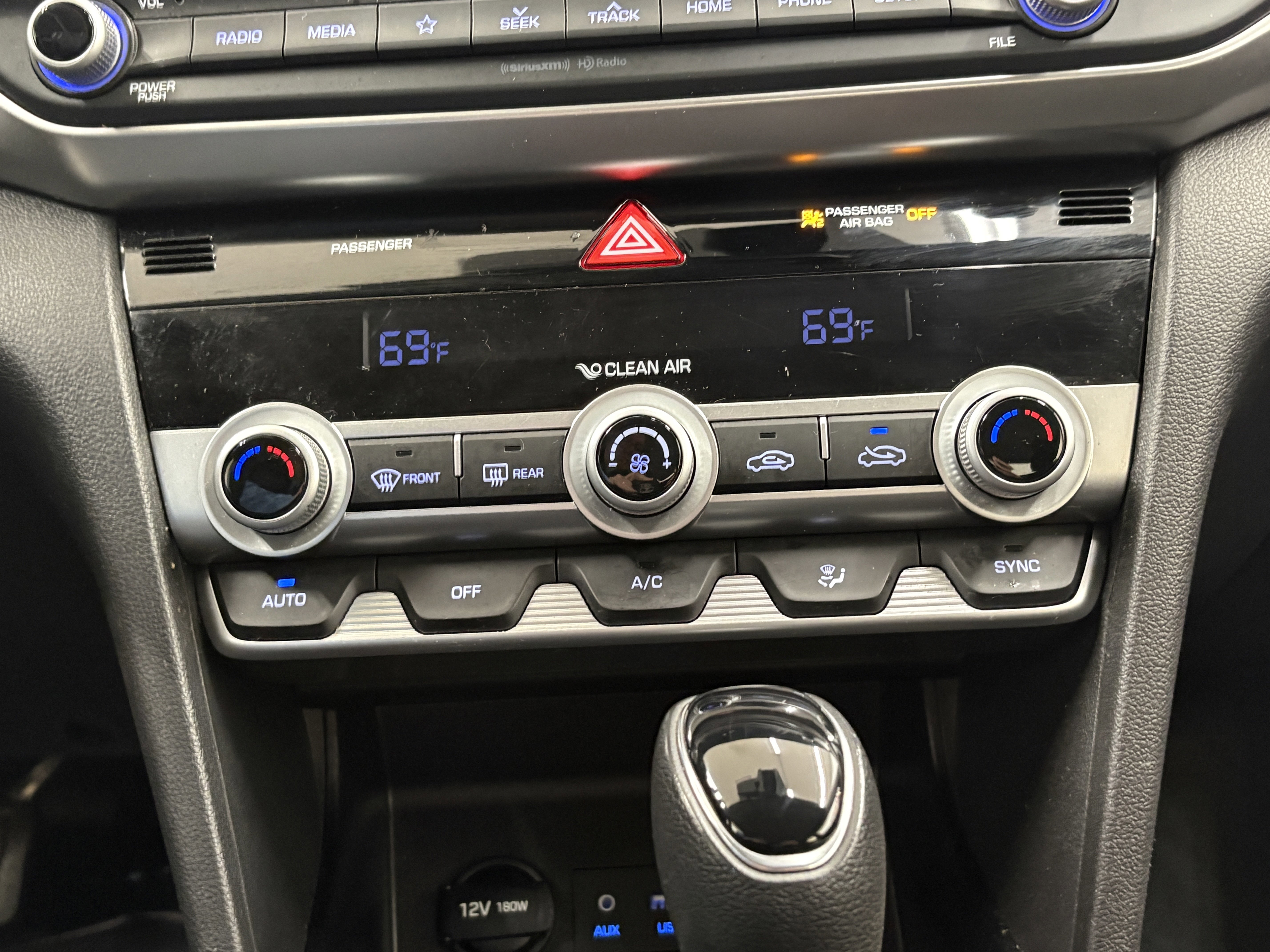 Used 2020 Hyundai Elantra SEL w/ Cargo Package (C1) image 15