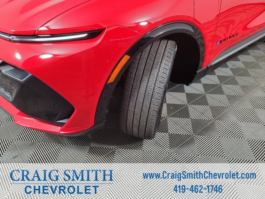 Used 2024 Chevrolet Equinox EV RS image 35