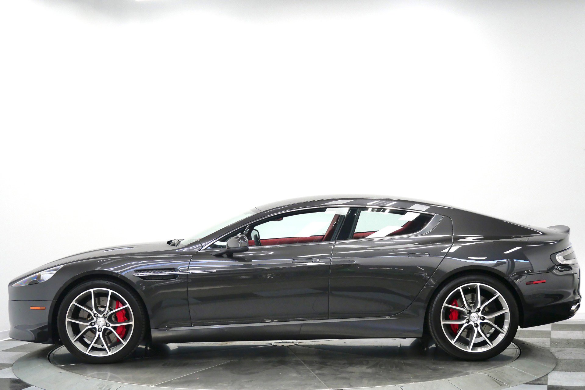 Used 2014 Aston Martin Rapide S image 6