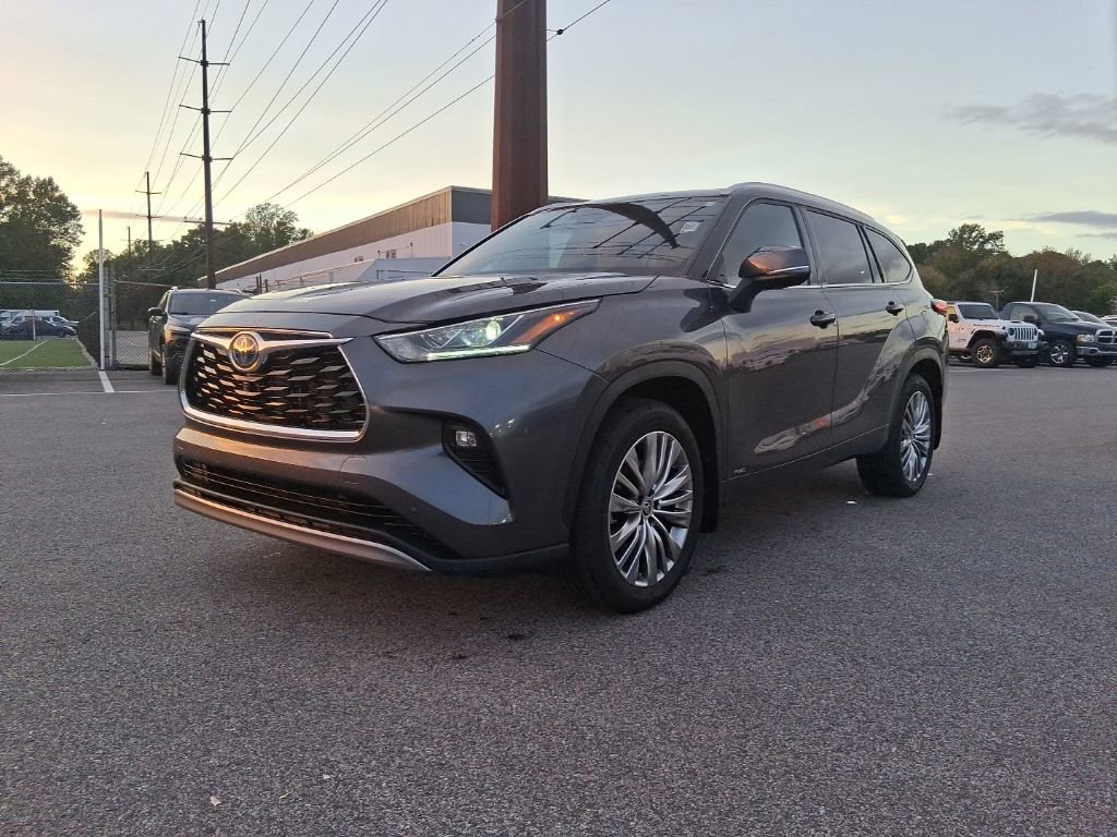 Used 2023 Toyota Highlander Platinum