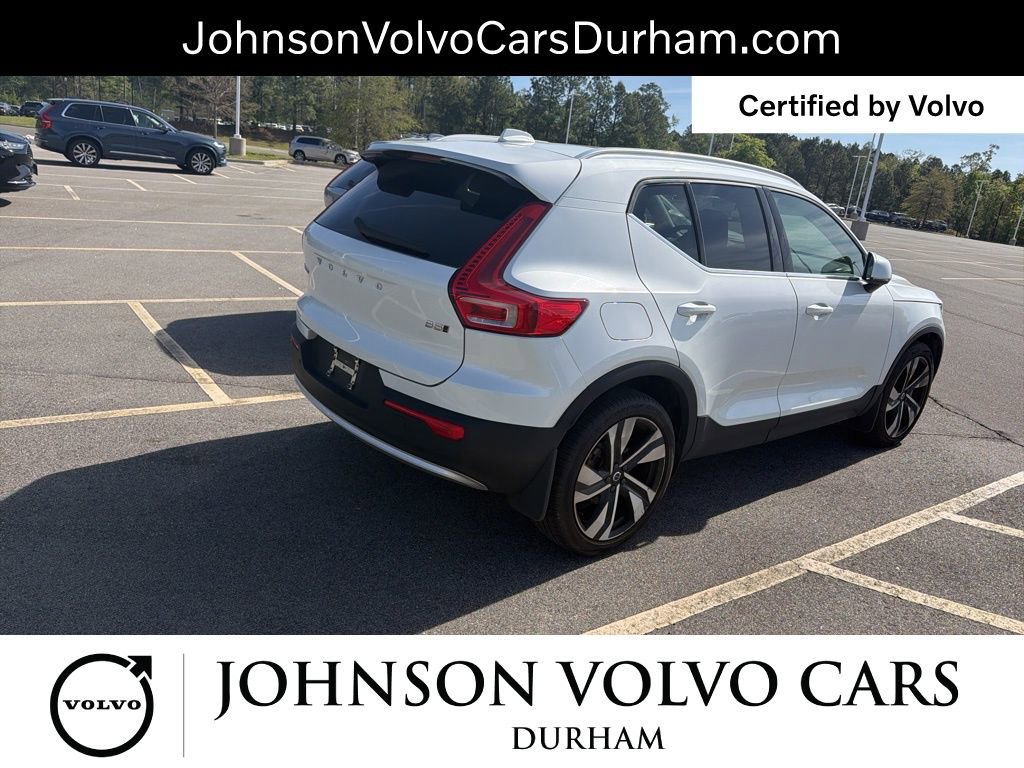Used 2023 Volvo XC40 B5 Plus w/ Driver Assist Package image 11