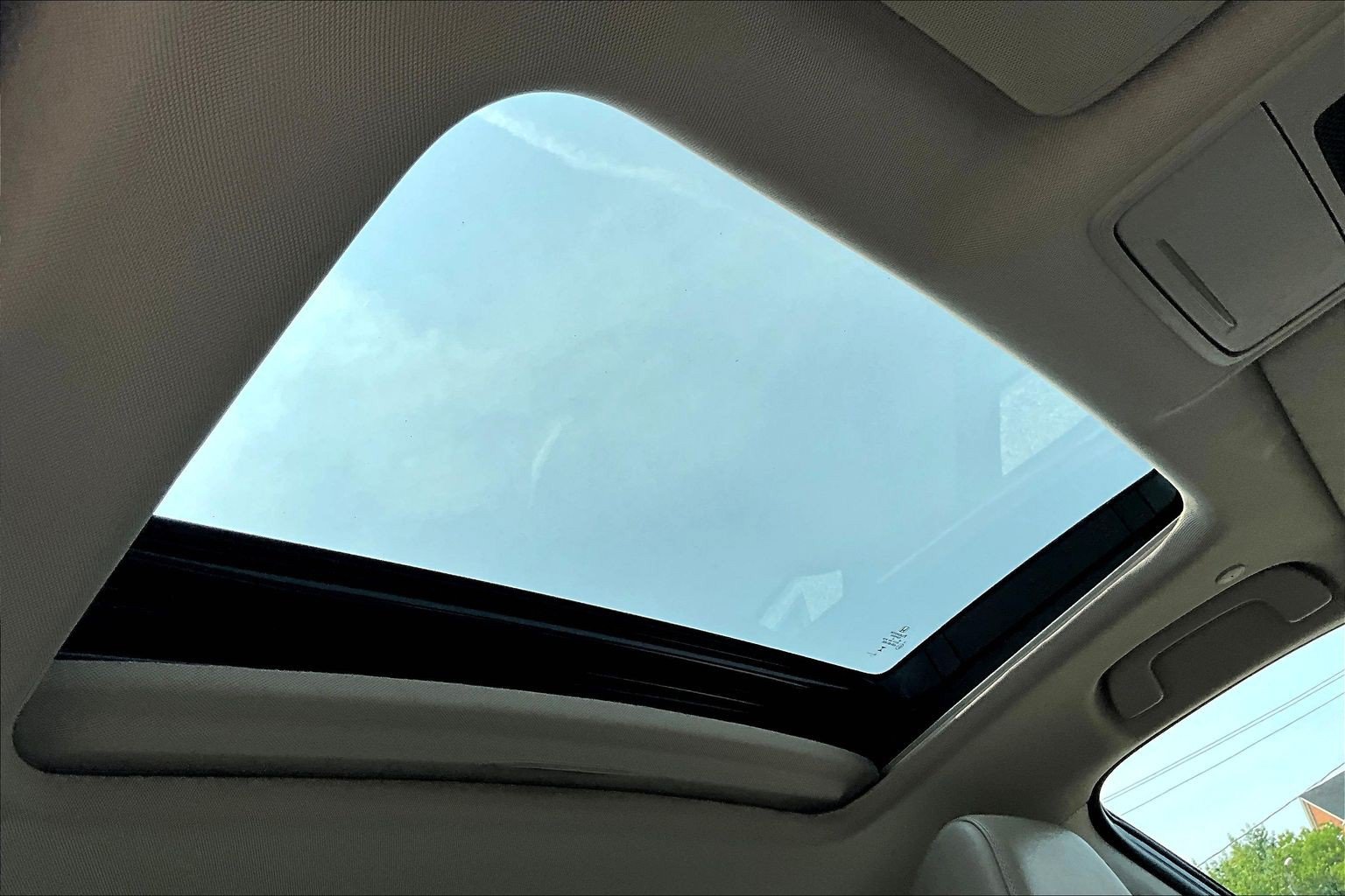 Certified 2023 Honda Accord Touring image 17