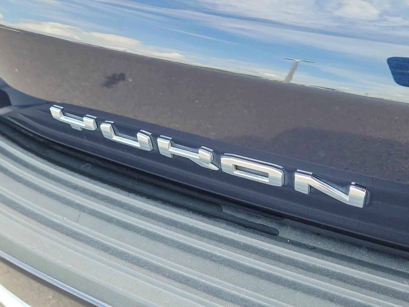 Used 2023 GMC Yukon Denali RWD image 6