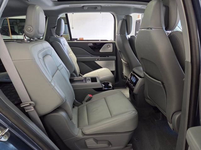 Used 2020 Lincoln Aviator Reserve w/ Equipment Group 202A AWD/4WD image 21