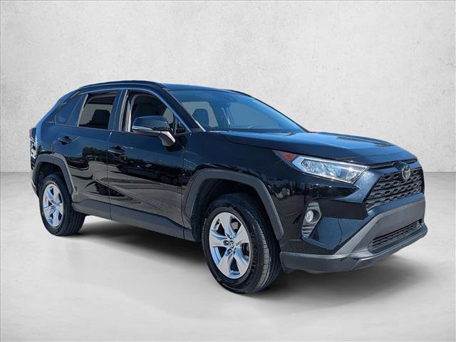 Used 2021 Toyota RAV4 XLE image 3