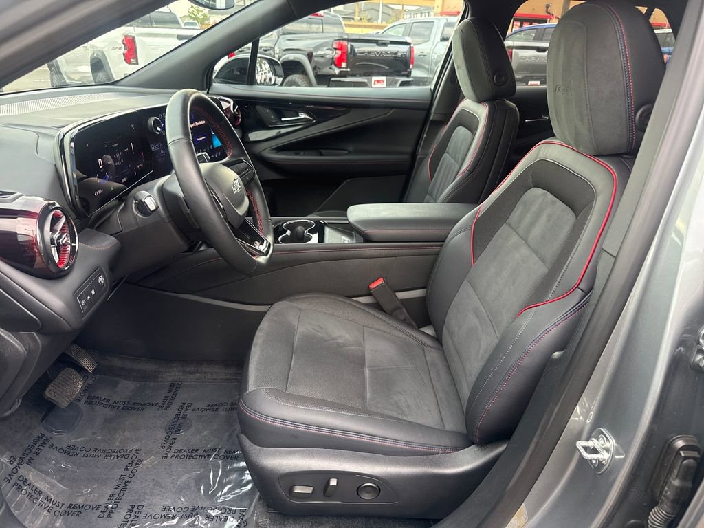 Used 2025 Chevrolet Blazer EV RS AWD/4WD image 9