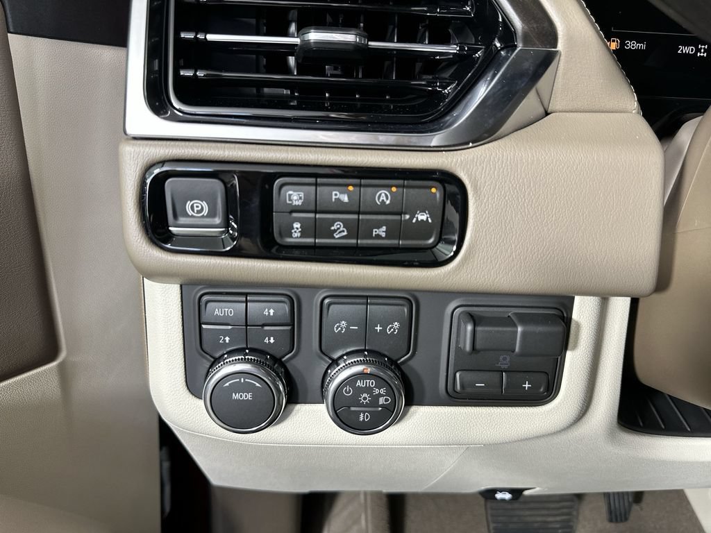 New 2026 GMC Yukon Denali w/ Advanced Technology Package AWD/4WD image 20