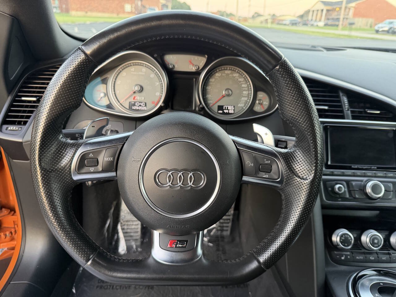 Used 2014 Audi R8 V8 w/ Ceramic Brake Package AWD/4WD image 23