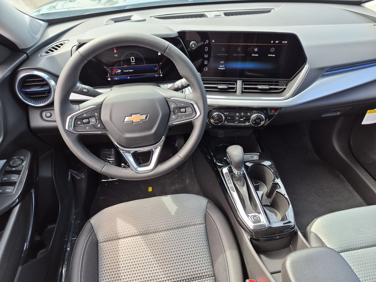 New 2026 Chevrolet Trax LT w/ Driver Confidence Package FWD image 20