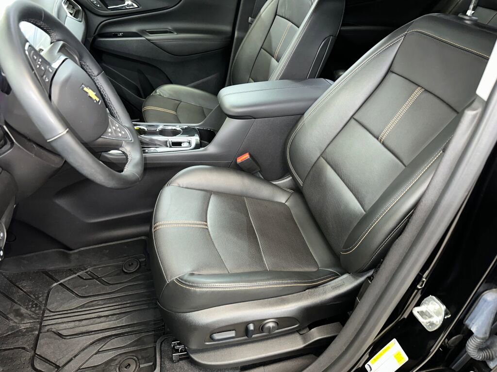 Certified 2023 Chevrolet Equinox Premier w/ LPO, Floor Liner Package image 2