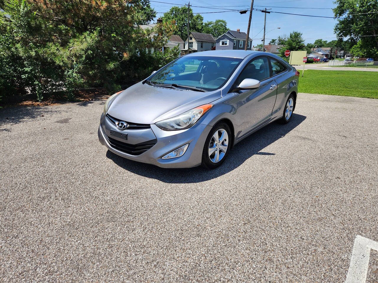 Used 2013 Hyundai Elantra FWD image 16