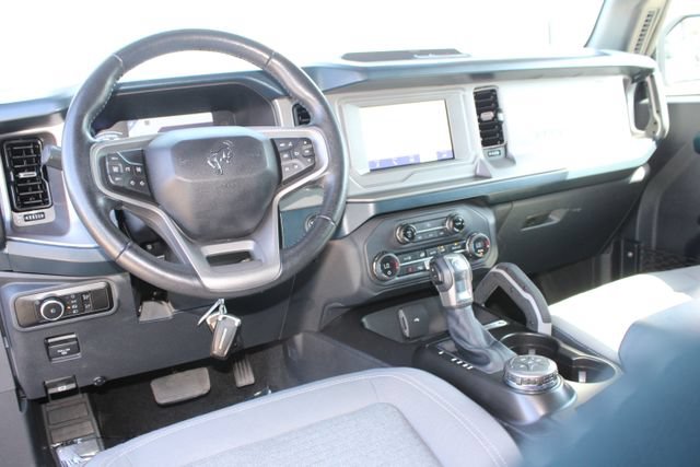 Used 2023 Ford Bronco Outer Banks AWD/4WD image 12