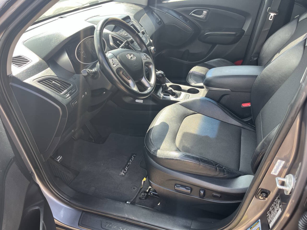 Used 2015 Hyundai Tucson SE FWD image 21