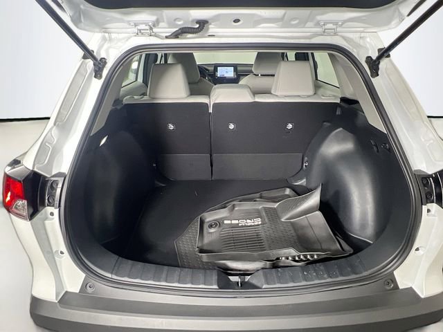 Used 2025 Toyota Corolla Cross L image 28