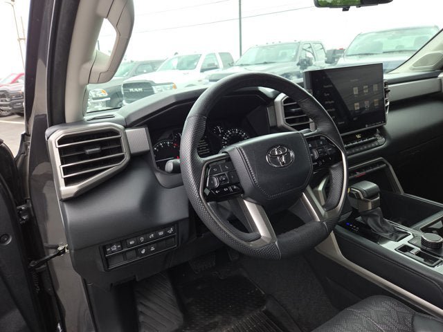 Used 2023 Toyota Tundra Limited AWD/4WD image 8
