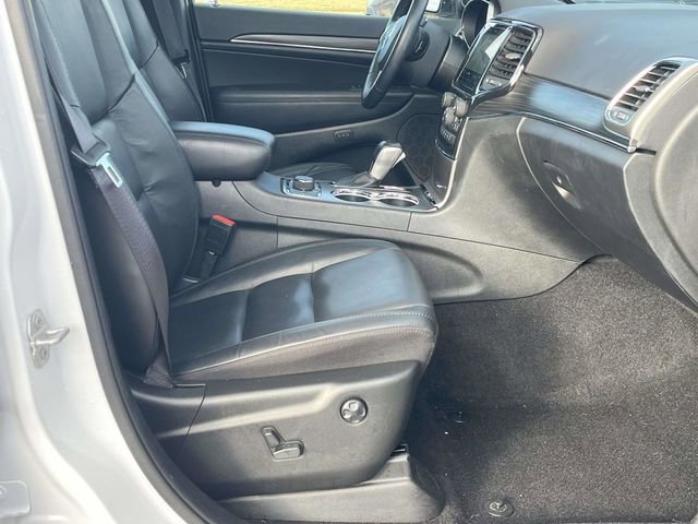 Used 2022 Jeep Grand Cherokee Limited image 25