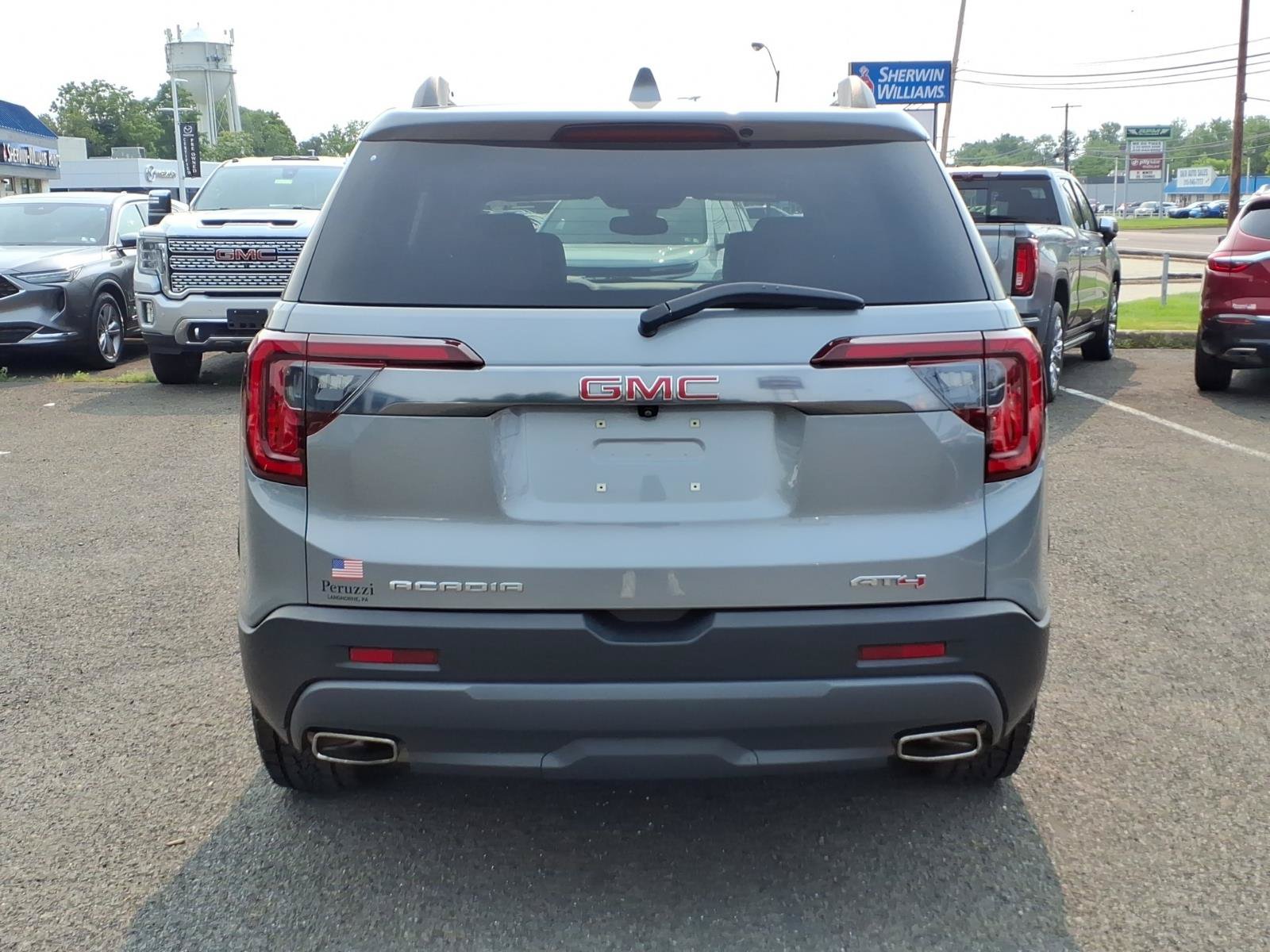 Certified 2023 GMC Acadia AT4 w/ Technology Package AWD/4WD image 4