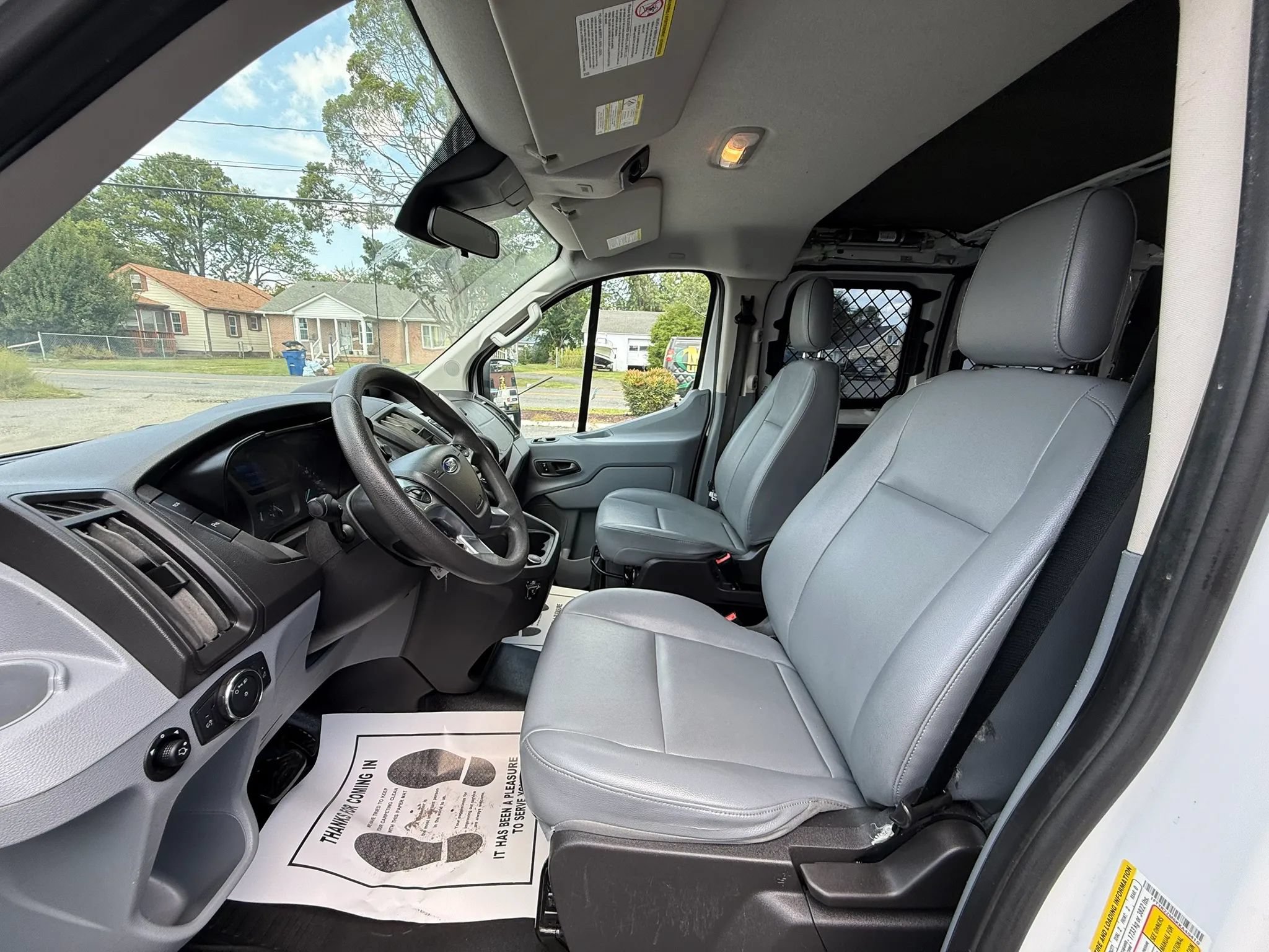 Used 2019 Ford Transit 250 148 Low Roof RWD image 15