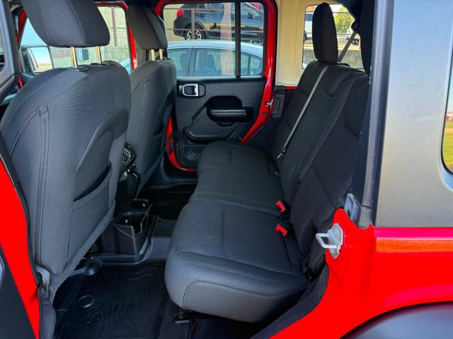 Used 2019 Jeep Wrangler Unlimited Sport AWD/4WD image 6