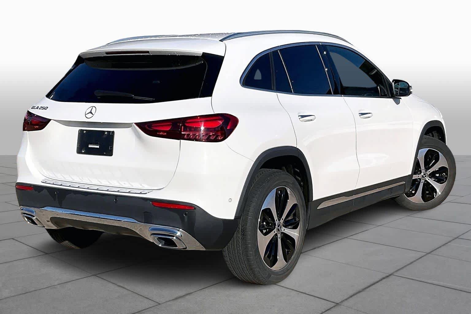 Used 2025 Mercedes-Benz GLA 250 image 14