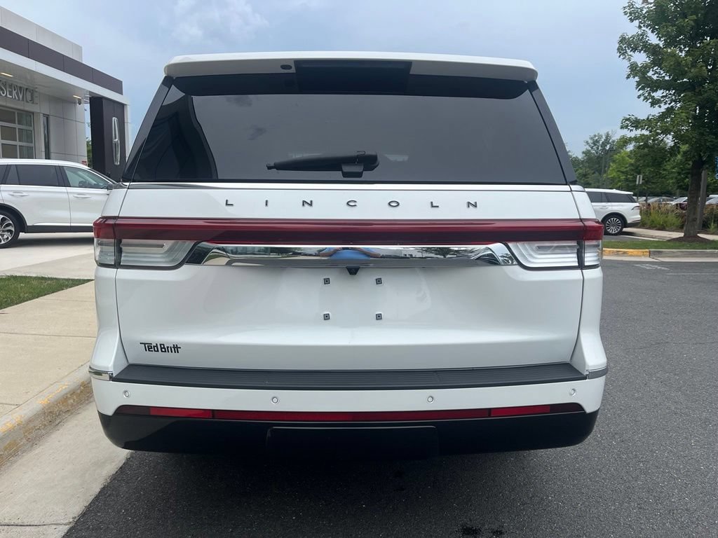 Used 2022 Lincoln Navigator L Black Label AWD/4WD image 8