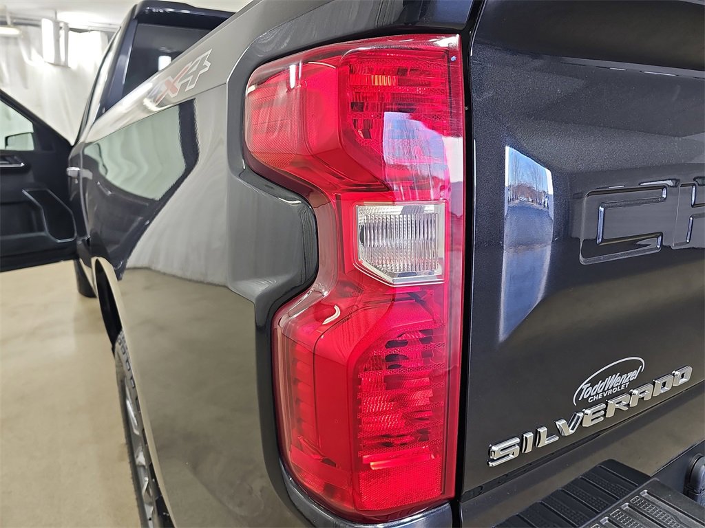 Certified 2023 Chevrolet Silverado 1500 LT image 19